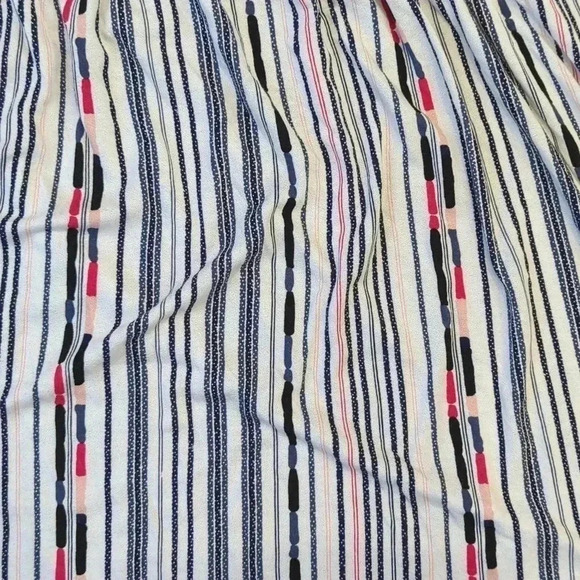 Off  Shoulder Top - Picture 5 of 8